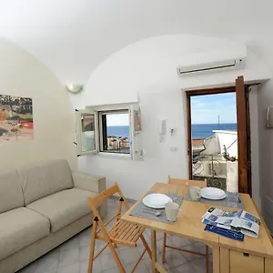 Sol Levante , Amalfi Italia