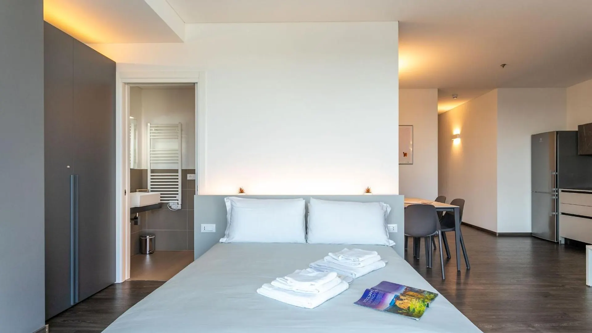 Htm Venice Suite By Halldis Mestre 0*,